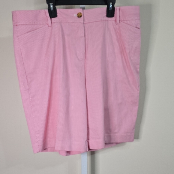 Talbots Pink Bermuda Shorts‎ Classic Knee-Length Design Ladies Sz 16 - Picture 1 of 4